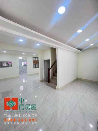 頭橋全新整理雙車別墅視意圖